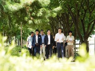 박은식 산림청장, 평택시 도시바람길숲 현장 방문